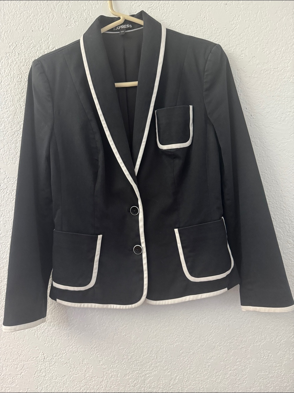 Express Women’s Blazer Black & White